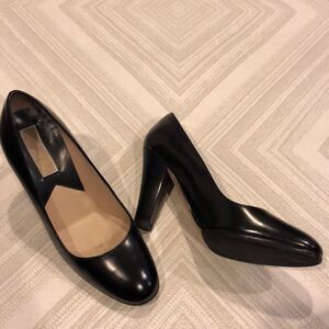 Michael Kors Black Round Toe Chunky Heels